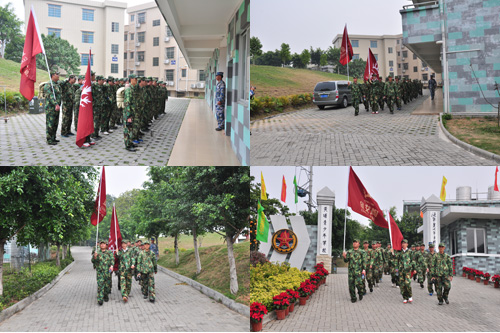 金艾陶在廣州黃埔軍校進(jìn)行軍事拓展特訓(xùn)