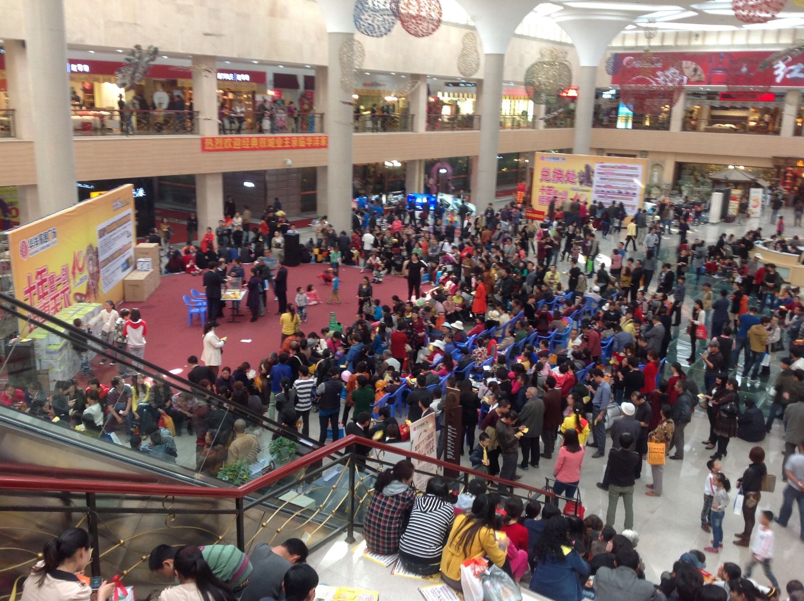 金艾陶昆明旗艦店盛裝試營業(yè)